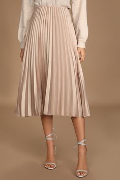 Fall Pleated Skirt, Pleated Skirt Outfits, Champagne Dress, Slouchy Sweater, Satin Midi Skirt, Pointed Toe Boots, Toe Boots, Satin Skirt, Pleated Midi Skirt