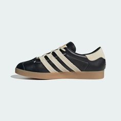 Brand : Adidas Model Name : Adidas x Foot Industry Gazelle Core Black Cream White Style Code : ID3517 Color : Core Black/Cream White/Off White Adidas Model, Color Core, Adidas Models, Adidas X, White Style, Black Cream, Cream White, Men's Shoes, Off White