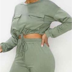 Ladies 2pc Pants Set Casual Two-piece Bottoms For Fall, Casual Two-piece Cropped Bottoms, Casual Cropped Two-piece Bottoms, Green Casual Two-piece Bottoms Set, Casual Stretch Cropped Sets, Casual Green Two-piece Set, Casual Cropped Green Pants, Casual Green Cropped Pants, Green Cropped Casual Pants