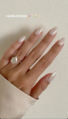 #chromenails White Chrome Acrylic Nails Almond, Shimmery White Almond Nails, Creamy White Chrome Nails, Gel Nails Ideas Chrome, Vanilla Crome Nails, Vanilla Girl Nail Ideas, Pale Chrome Nails, Debutante Nails, Milky White Nails Chrome