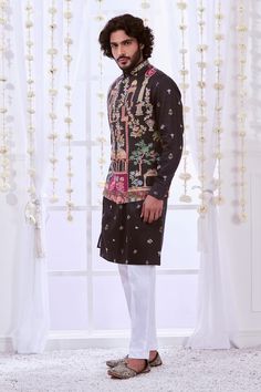 Black sleeveless Nehru jacket with kalamkari thread embroidery in majestic darbar and floral pattern. - Aza Fashions Multicolor Bandhgala With Intricate Embroidery For Eid, Traditional Kurta With Floral Embroidery And Stand Collar, Festive Stand Collar Kurta With Intricate Embroidery, Festive Multicolor Nehru Jacket With Intricate Embroidery, Festive Kurta With Floral Embroidery And Stand Collar, Eid Nehru Jacket With Multicolor Embroidery, Festive Stand Collar Kurta With Floral Embroidery, Festive Multicolor Bandhgala With Intricate Embroidery, Designer Kurta With Intricate Embroidery And Stand Collar