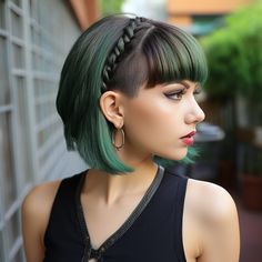 60 Undercut Women Hairstyles: Daring and Stylish Ideas For 2024 Womens Short Shaved Hairstyles, Side Shave Short Hair Women, Daring Hairstyles For Women, Formal Undercut Hairstyles, Half Shaved Head Hairstyle Short, Half Shaved Hair With Bangs, Bob Undercut With Bangs, Short Edgy Hair Cuts, Short Haircuts For Women Undercut