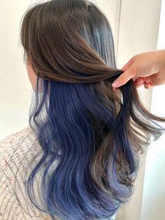 brown waves with blue underneath Blue Brown Hair, Blue Hair Highlights, Long Hair Highlights, Two Tone Hair