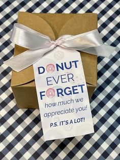 Thanks For Your Support Gifts, Church Volunteer Appreciation Gifts, Inexpensive Teacher Appreciation Gifts, Volunteer Appreciation Gifts, Appreciation Gifts Diy, Staff Appreciation Gifts, Small Thank You Gift, Teacher Appreciation Gifts Diy, Marketing Gift