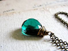 F O R E S T. E D G E... Green quartz brass necklace. Starting at $1 on Tophatter.com! Songs For Her, Annie Mei, Dark Green Gemstone, Sweet Songs, Lucky Green, Brass Necklace, Green Quartz, Secret Sale, Green Gemstones