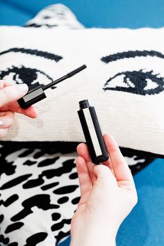 Volumizing Mascara, Mood Boost