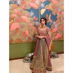 Top 9 Lehenga Trends We Saw At The Ambani Wedding! #shaadiwish #indianwedding #akashambaniwedding #akkustoletheshlo #shwetabachchan #abujanisandeepkhosla Indian Fashion Modern, Anita Dongre Lehenga, Akash Ambani, Manish Malhotra Lehenga, Heavy Lehenga, Beautiful Lehenga, Gold Lehenga