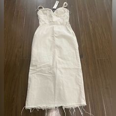 Zara Cream Denim Jeans Dress Denim Jean Dress, Zara White, Zara Dresses, Jeans Dress, Dress White, White Jeans, Denim Jeans, Colorful Dresses, White Dress