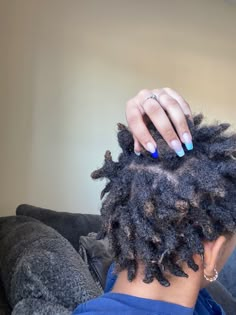 Short Freeform Locs Black Women, Starter Locs Aesthetic, Twa Locs, Freeform Parts Locs, Locs Beads, Thick Semi Freeform Locs, Thick Locks