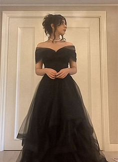 Tulle Prom Dress Black, Prom Dress Black, Long Party Dress, Black Off Shoulder, Black Prom Dress, Prom Dress Inspiration, Black Prom, A Line Prom Dresses, Green Prom Dress