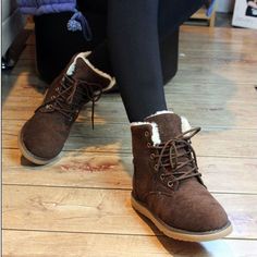 Woman Boots, Boots High, Martin Boots, Outfits Winter, Shoes Woman, Crazy Shoes, Shoes Womens, Shoe Obsession