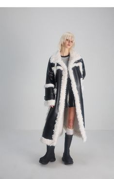 Brand: other/other Applicable age: 18-24 years old Size: S M color: black Year/Season: Winter 2022 Sleeve length: long sleeve Length: long Oversized Black Outerwear With Faux Fur Trim, Black Long Coat With Faux Fur Lining, Black Outerwear With Faux Fur Lining And Long Sleeves, Black Long Sleeve Outerwear With Faux Fur Lining, Fun Signs, Winter 2022, 24 Years Old, Runway Models, Season Winter