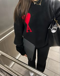 Ami Outfits, Ami Paris Outfit, Pullovers Outfit, Uni Fits, Zara Drip, Mode Zara, Zara Fashion, Outfit Inspo Casual, Paris Outfits