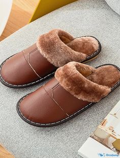 OrcaJump - Mens Brown PU Coffee and Black Winter Warm Fleece Slippers and Flip-Flops for the House Comfy Brown Winter Slippers, Brown Outdoor Winter Slippers, Brown Indoor Slippers For Winter, Cozy Brown Slippers For Winter, Winter Home Slippers, Fleece Slippers, Coffee Sizes, Brown Coffee, Mens Slippers