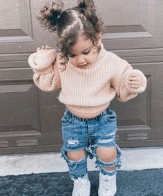 Magical Childhood, Kids Outfits Daughters, Baby Inspiration, Children Playing, Fashionable Baby Clothes