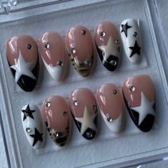 French Tip With A Twist, Aesthetic Hellokitty, Classic French Tip, Punk Nails, Classic French Manicure, Simple Gel Nails, Grunge Nails, Girly Acrylic Nails