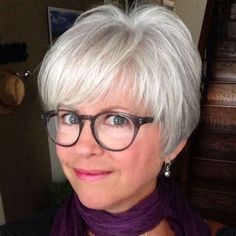 Pin on grey hair inspiration Short Haircut Styles, Hairstyles Men, Bob Hairstyles For Fine Hair, Haircut For Older Women, Hairstyles Over 50, Haircuts For Fine Hair, Wearing Glasses, Modern Hairstyles