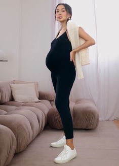 Modern Maternity Clothes, Preggers Style, Bump Fashion, Mama Fashion, Pregnant Style, Hatch Maternity, Maternity Wardrobe, Post Partum Outfits