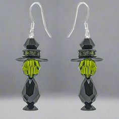 Wicked Witch Earring - Too Cute Beads Witch Accessories, Quality Aesthetic, Halloween Kit, Witch Earrings, Earring Kit, Whimsical Halloween, Halloween Style, Wire Jewelry Designs, Witch Halloween