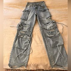 Cargo Jeans From Boutique In San Diego Ca. Never Worn Size Xs Streetwear Fits, Jeans Cargo, Cargo Jeans, Cargo Pants, San Diego, Straight Leg, Color Blue, Women Jeans, Street Wear