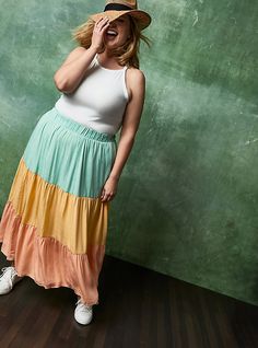 Button Midi Skirt, Tea Length Skirt, Skirt Images, Color Block Skirt, Flowy Maxi Skirts, Fitted Wedding Dress, Plus Size Maxi, Plus Size Skirts