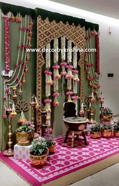 Saree Ceremony, Indian Ceremony, Simple Stage Decorations, Home Flower Decor, Wedding Hall Decorations, Wedding Stage Decor, Wedding Decor Photos, Wedding Background Decoration, Wedding Entrance Decor