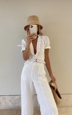 Postpartum Style, Japan Outfits, Prairie Chic, Versatile Clothing, Summer Outfits 2024, European Summer Outfits, Bachelorette Outfits, Coastal Grandma, Luxury Aesthetic