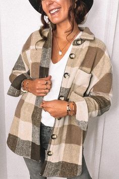 Checkered Blouse, Plaid Sleeve, Woolen Coat, Basic Shirts, Winter Jackets Women, Plaid Jacket, Long Sleeves Jacket, Wool Plaid, Outfit Casual