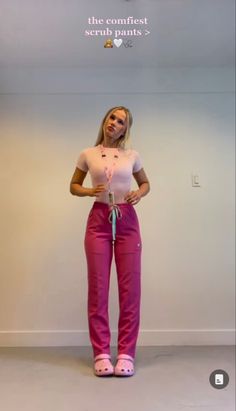 Cute Assistant Outfits, Pink Nursing Scrubs, Nurse Inspo Aesthetic, Er Tech Aesthetic, Nurse Aesthetic Outfit