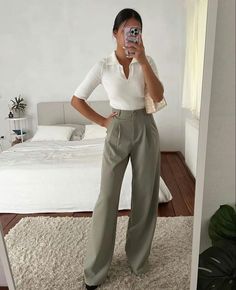 Dress Designs For Women, Official Outfits, Business Fits, Corporate Girl, Internship Outfit, Professional Outfit, Casual Work Outfits Women, Smart Casual Work Outfit