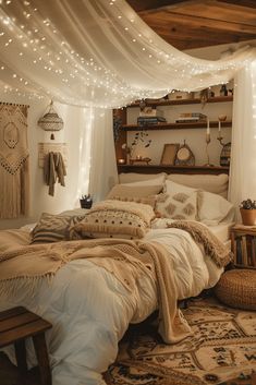 Dream Bedroom Inspiration, Bedroom Decor Lights, Bedroom Decor Cozy, Bedroom Layouts, Room Makeover Inspiration