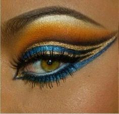 Egyptian makeup Cleopatra Make-up, Egyptian Make Up, Egyptian Eye Makeup, Cleopatra Makeup, Egyptian Halloween, Angel Goddess, Egyptian Makeup