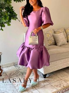 Lasaky - Classic Crew Neck Regular Fit Midi Dress with Elegant Design Cogic Fashion, Boat Neck Midi Dress, Plain Midi Dress, Inexpensive Dresses, Elegant Mini Dress, Elegant Midi Dresses, Urban Fashion Women, Fitted Midi Dress, Classy Casual Outfits