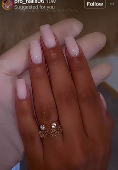 Medium Length Classy Nails, Basic Glam Nails, Pretty Neutral Nails Classy, Natural Nail Manicure Designs, Medium Nails Black Women, Squoval Nails Winter, Short Winter Nails Acrylic, Winter Nails 2024 Short, Mail Inspo Long