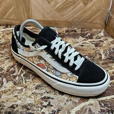 Brand New Vans Women's No Box Vans Hightop, Vans Classic Black, White Slip On Vans, Maroon Vans, Vans Skate Shoes, Checkered Shoes, Vans Yellow, Black And White Vans, Women Skates