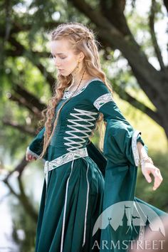 Medieval Cotton Fitted Dress, Medieval Style Fitted Cotton Dress, Fitted Green Dress For Medieval Festivals, Elvish Dress For Costume Party, Cotton Dresses For Larp, Long Sleeve Medieval Fitted Dress, Long Sleeve Dresses For Costume Party, Long Sleeve Dresses With Fitted Bodice For Costume Party, Medieval Style Fitted Long Sleeve Dress