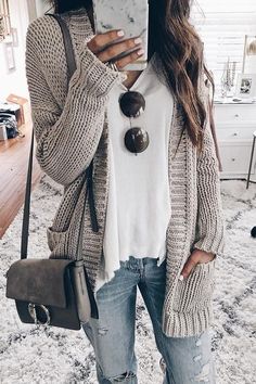 Casual Cardigan Sweater, Classy Fall Outfits, Outfits Primavera, Grey Plain, Cardigan Casual, Casual Cardigans, Winter Trends, Looks Style