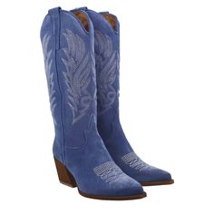 Women's Texan with embroidery



 Blue suede leather

 Heel height 6cm

 Leg height 33 cm

 Circumference 36cm

 Leather lining



 Rubber sole



 Padded insole



 Made in Italy



 Composition:
 Upper: 100% Suede
 Lining: 100% Leather
 Bottom: Rubber
 Insole: 100% Leather Blue Leather Western Heeled Boots, Western Blue Leather Heeled Boots, Western Style Blue Leather Heeled Boots, Blue Leather Heeled Boots With Snip Toe, Blue Snip Toe Heeled Boots For Fall, Embroidery Blue, Shoe Size Conversion, Blue Suede, Handmade Shoes