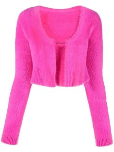 Jacquemus Top, Outfit Rosa, Fluffy Cardigan, Classic Cardigan, Cardigan Crop, Knitted Tops, Pink Cardigan, Crochet Crop Top, Pantalon Large