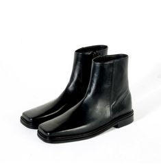 Squared toe leather boots Leather Boots Outfit Men, Black Boots Outfit Men, Men Shoes Aesthetic, Mens Square Toe Boots, Office Boots, Mens Leather Ankle Boots, Square Toe Leather Boots