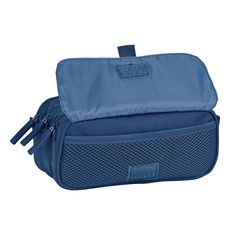 Children deserve the best, that's why we present to you Triple Carry-all Safta 21,5 x 10 x 8 cm Navy Blue, ideal for those who seek quality products for their little ones! Get Safta and other brands and licences at the best prices!Colour: Navy BlueIncludes: Front pocket with zipCompartments: 3 CompartmentsCharacteristics: Adapts to rucksack trolleyCarrying handle: SideDesign: YoungApprox. dimensions: 21,5 x 10 x 8 cmType: School CaseType of fastening: ZipMaterial: Polyester

SKU: S4308840 Functional Blue Travel Pencil Case, Functional Blue Pencil Case For Travel, Casual Blue Pencil Case For Daily Use, Modern Blue Pencil Case, Carry On, Navy Blue, Navy, 10 Things, Blue