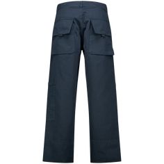 Expertly crafted from durable cotton twill, these cargo pants feature belt loops and a zip-fly for a secure fit. With four-pocket styling and a rubberized logo patch at the front, these pants provide both functionality and style. The additional patch pocket and logo patch at the outseam add an extra touch of uniqueness to these versatile pants. Military Style Cotton Work Pants With Multiple Pockets, Techwear Full-length Work Pants With Cargo Pockets, Cotton Techwear Work Pants With Side Pockets, Utility Cotton Pants With Standard Cut, Techwear Cotton Work Pants With Side Pockets, Functional Cotton Cargo Pants, Cotton Cargo Pants With Standard Cut Leg, Cotton Pants With Cargo Pockets And Standard Cut Leg, Streetwear Pants With Belt Loops And Standard Cut Leg