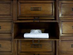 How to keep white shirts clean #style #menswear #mensfashion #menstyle #shirt #suit #dapper #dappermen Cleaning White Shirts, Old Spice, Dapper Men, White Shirts, Work Wardrobe, Toilet Paper, Toilet Paper Holder, The Man