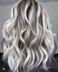 Icy Blonde Hair Highlights, Balayage Hair Blonde Medium, Pink Blonde Hair, Hair Blond, Cool Blonde Hair