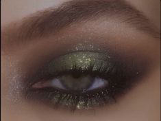 Asian Green Eyeshadow, Green And Black Prom Makeup, Glitter Green Makeup, Dark Forest Makeup, Enchanted Forest Prom Makeup, Green Emo Makeup, Alternative Prom Makeup, Dark Fairy Core Makeup, Alt Green Makeup