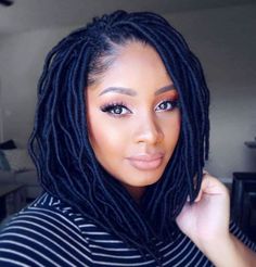 Faux Locs Bob, Faux Locs Styles, Braids Natural, Black Bob Hairstyles, Hair Cute, Pelo Afro