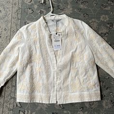 Never Worn Zara Linen/ Cotton Jacket Summer 2021 - Unfortunately Never Worn And Ready To Rotate Out Of My Closet. Jacket Is Beautifully Made And Perfect For The Warmer Weather. 50% Cotton; 50% Linen Size Small Beige Button-up Summer Cardigan, Cream Long Sleeve Cardigan For Summer, Cream Long Sleeve Summer Cardigan, Off White Button-up Spring Top, Cream Long Sleeve Outerwear For Vacation, Off White Button-up Top For Spring, Summer Button-up Cardigan For Day Out, Beige Button-up Summer Outerwear, Summer Beige Button-up Outerwear