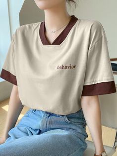 Letter Graphic Contrast Trim Drop Shoulder Tee Khaki Casual  Short Sleeve Fabric Letter  Medium Stretch  Women Clothing, size features are:Bust: ,Length: ,Sleeve Length: High Neck T Shirt, Shirts Korean, Celebrity Casual Outfits, Clueless Outfits, Fashion Top Outfits, Korean Casual Outfits, Drop Shoulder Tee, Trendy Fashion Tops, Aesthetic Shirts