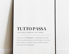 a black and white photo with the words tuttopassa on it