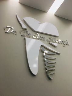 Dental Clinic Wall Design, Dental Clinic Ideas, Dental Art Design, Dental Office Decor Ideas, Dental Clinic Logo Design, Dental Logo Design Ideas, Dental Clinic Design, Dental Wall Art, Dentistry Office